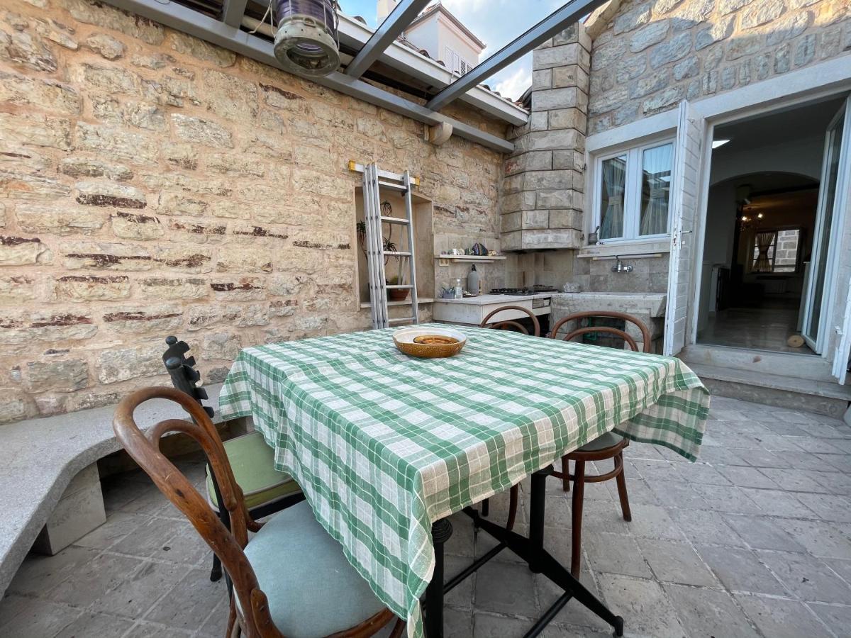 Budva Old Town Beach House Villa Exterior photo